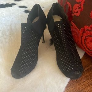 Madden Girl black heels, like new, size 6.